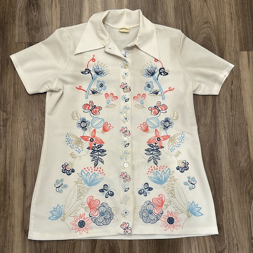 🌸 Vintage Land ‘n Sea Floral Butterfly Blouse – 70s Boho Retro